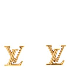 These are authentic LOUIS VUITTON Metal LV Iconic Earrings in Gold. These three dimensional LV monogram earrings are crafted in gold metal. Rich Things, Monogram Earrings, Lv Monogram, Earrings In Gold, Authentic Louis Vuitton, Earrings Gold, Three Dimensional, Gold Metal, Gold Earrings