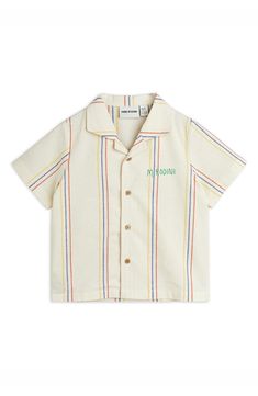 Yarn-dyed stripes add a vintage vibe to a casual-cool button-up shirt woven in a blend of organic cotton and linen to keep your kid cool. Front button closure 70% organic cotton, 30% linen Machine wash, line dry Made in Turkey Logo Vert, Boys Stripes, Striped Short Sleeve Shirt, Traje Casual, Designer Kids Clothes, Mini Rodini, Casual Suit, Camping Shirt, Casual Girl