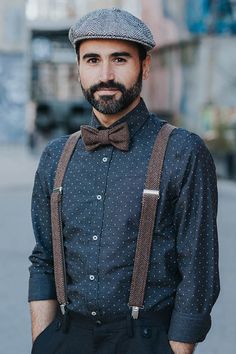 Suspenders Men Fashion, Groomsmen Suspenders, Brown Suspenders, Tie And Suspenders, Brown Bow Tie, Tie Ideas, Suspenders Wedding, Bowtie And Suspenders, Suspenders Men