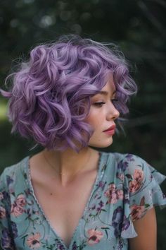 Bob Hair Color, Lilac Hair, Photographie Portrait Inspiration, Lavender Hair, Hair Brained, Haircut And Color, Penteado Cabelo Curto, Hair Inspiration Color