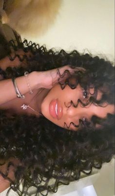 Mixed Curly Hair, Curly Hair Photos, Cute Curly Hairstyles, Curly Hair Styles Easy, Beautiful Curly Hair, Curly Hair Inspiration, Curly Girl Hairstyles, Curly Hair Care