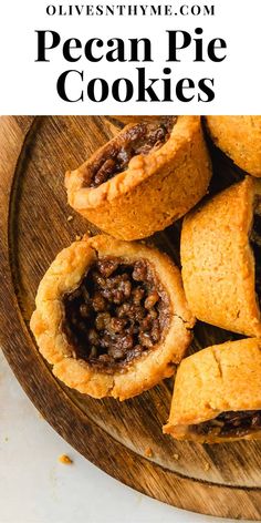 some pecan pie cookies are on a wooden platter with the title overlay