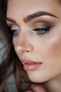 Bridal Makeup For Grey Eyes, Dramatic Eye Makeup Blue Eyes, Mother Of The Bride Makeup Smokey Eye, Over 50 Glam Makeup, Smokey Glam Makeup Looks, Dramatic Bridesmaid Makeup, Mother Of The Groom Eye Makeup, Makeup Looks Mother Of The Bride, Makeup With Rust Dress