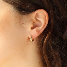 You'll love wearing these sleek gold huggie earrings. Easy to clasp and comfortable to wear, they're perfect for you or for gifting! DETAILS14k gold fill or Sterling Silver13mm hoopsHypoallergenic and nickel free Classic Teardrop Huggie Earrings For Everyday, Dainty Teardrop Huggie Earrings For Everyday, Everyday Dainty Teardrop Huggie Earrings, Classic Hypoallergenic Teardrop Huggie Earrings, Everyday 14k Gold Teardrop Huggie Earrings, Everyday Yellow Gold Teardrop Huggie Earrings, Gold Huggie Earrings, Forever Jewelry, Solid Gold Jewelry