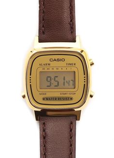 Casio Watch Women, Casio Vintage Watch, Casio Watches, Brown Watch, Casio Classic, Everyday Watch, Gold Watches