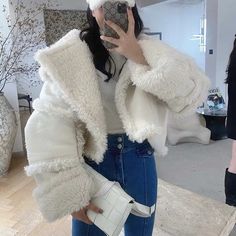 Wool Oversize Fit One Size Only White Or Pink Elegant Oversized White Outerwear, Elegant White Oversized Outerwear, Winter Warm Outfits, Trendy Cardigans, Y2k Cardigan, Trendy Coat, Clothing Winter, Womens Sweatshirts Hoods, Jacket For Women