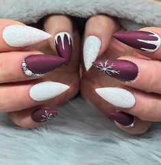 Nails Autumn, December Nails, Winter Nails Acrylic, Nail Colors Winter, Cute Christmas Nails, Nails Winter, Christmas Nail Art Designs, Nails 2021, Acrylic Coffin