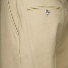 Pantlalon chino droit Alexander McQueen pour homme. Chino Cotton Twill Work Pants With Belt Loops, Wide Leg Chino Cotton Twill Pants With Welt Pockets, Chino Cotton Twill Pants With Welt Pockets, Chino Cotton Twill Trousers With Welt Pockets, Classic Cotton Cargo Pants, Wide Leg Chino Cotton Twill Bottoms With Belt Loops, Wide Leg Chino Cotton Twill Pants With Belt Loops, Cotton Dress Pants With Belt Loops, Chino Cotton Twill Pants With Pockets