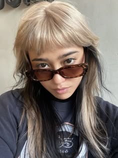 White Wolfcut, Wolf Cut With Fringe, Micro Fringe, Blonde Fringe, Heavy Fringe, Brassy Hair, Hot Haircuts, Inspo Hair, Wella Hair