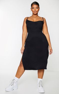 Plus Size Wedding Guest Dresses, Plus Size Black Dresses, Midi Dress Plus Size, Long Sleeve Wrap Dress, Flattering Tops, Curvy Model, Clothing Plus Size, Black Jersey, Curvy Outfits