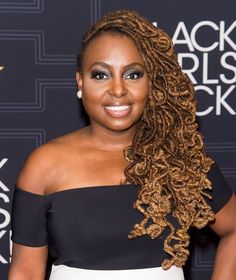 Ledisi Beautiful Locs, Dreadlock Hairstyles, Locs Hairstyles, Loc Styles, Beauty Editorial, Braid Styles, Hair Goals