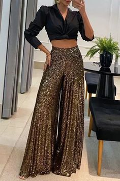 Splash of Luxury Sequin Elastic Waist Flare Pants Sequins Pants, Sequin Flare Pants, Trousers Baggy, High Waisted Flare Pants, Wide Leg Pants Outfits, Sequin Boots, Leg Pants Outfit, Chique Outfits, Sequin Pants