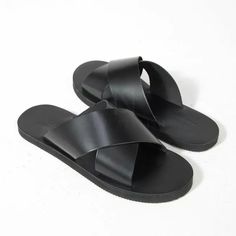 Crossed black leather slipper Check out this special item for your style. - Crafted from top quality cow leather. - Trendy and stylish design. - Matches well with casual fashion style. Casual Fashion Style, Leather Slippers, Stylish Design, Cow Leather, Your Style, Casual Fashion, Cow, Black Leather, Slippers