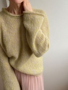 KIRA Jumper pattern by Tanja Koenigs Raglan Knitting Pattern Free, Knitted Jumper Pattern, Knit Jumper Pattern, Fall Knitting Patterns, Summer Knitting Patterns, Jumper Pattern, Advanced Knitting, Womens Knitting Patterns