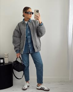 Shop Mom Comfort Ultra High Jeans and other curated products on LTK, the easiest way to shop everything from your favourite creators. Looks Total Jeans, Adidas Samba Outfit, Samba Outfit, Look Adidas, Mom Jeans Outfit, Mum Fashion, Pullover Outfit, Winter Fashion Outfits Casual, Outfit Jeans