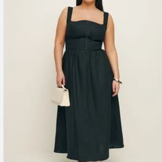 Reformation Tagliatelle Linen Dress - Black. Midi/Size 12/Pockets. Only Worn Once Romantic Corset-Style Bodice And Swinging Full Skirt. 100% Linen Back Zip Machine Wash Same Dress In A Different Color: Https://Www.Thereformation.Com/Products/Tagliatelle-Linen-Dress/1310275riv.Html?Dwvar_1310275riv_color=Wht&Quantity=1 Dress Midsize, Black Linen Dress, Thrifted Outfits, Essential Dress, Lace Neckline, Reformation Dresses, Vintage Inspired Dresses, Corset Style, Midi Length Dress