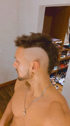 Mohican Haircut, Hair Tattoo Designs, Mohawk For Men, Buzz Haircut, Barber Haircuts, Mohawk Haircut, Mohawk Hairstyles Men, My New Haircut