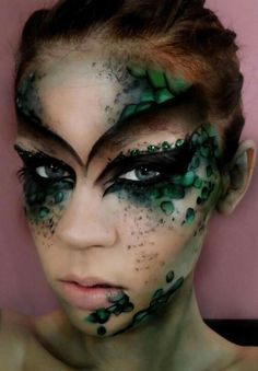 Extreme Make-up, Mermaid Makeup Halloween, Makeup Zombie, Fantasy Make-up, Halloween Make-up Looks, Drag Make-up, Fashion Make Up