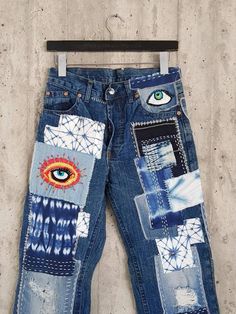 Ready to send:Size-33,34,36 unique vintage jeansOne of a kind..Hand made embroidery and unique patches.---Or----Made to order,  in any size, within 18 working days . If you need different size, please send me a message and I will make you a special and unique design within 18 working days.They are all different! No one will have the same one as you have! Hand painted, one of kind jeans.You pick your size, model (slim- boyfriend- high waist- low waist) and primer color and you will get your singu Trendy Fitted Jeans With Patches, Trendy Straight Leg Jeans With Patches, Medium Wash Straight Leg Jeans With Patches, Straight Leg Medium Wash Jeans With Patches, Straight Leg Jeans With Patches In Medium Wash, Blue Straight Leg Jeans With Patches, Recycled Denim Straight Leg Jeans With Patches, Straight Leg Recycled Denim Jeans With Patches, Straight Leg Jeans With Patches In Recycled Denim