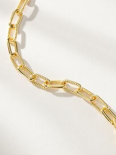 With alternating links of textured and smooth, our unisex Linked Chain Bracelet is the best accessory for layering or for being showed off solo. Uncommon James, Gold Link Chain, Gold Bracelet Chain, Jewelry Cleaner, Cleaning Jewelry, Womens Jewelry Bracelets, Chain Bracelet, Women's Jewelry, Layering