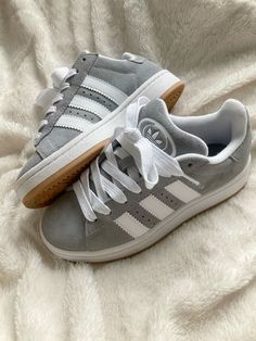 2024 Trendy Shoes, Adidas Canvas 00s, Campus 00s Adidas, Grey Adidas Campus 00s, Gray Adidas Campus, Gray Adidas Campus Outfit, Adidas Campus Gray, Adías Campus, Adidas Campus 00s Aesthetic