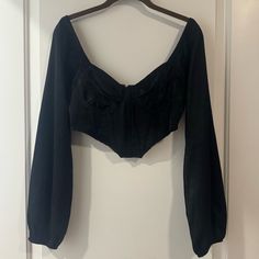 Super Cute Going Out Top Never Worn Size Small Black Long Sleeve Crop Top For Date Night, Long Sleeve Corset Top, Long Sleeve Corset, Pacsun Tops, Corset Top, Pacsun, Going Out, Super Cute, Womens Tops