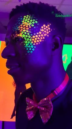 Rave Face Paint, Face Paint Designs, Black Light Tattoo