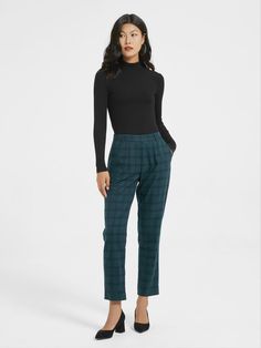 Independent women call for structured flannel trousers.  Classic Plaid, weighted flannel fabric and hidden side zipper, the Lofty Trousers are made with top-notch tailoring that's fit for work and drinks.  Classy, Warm and Fitted.  Keeping you warm all winter long.   Our size chart will be online this coming Monday :) Green Plaid Pants, Plaid Pants Outfit, Stylish Office Wear, Flannel Trousers, High Waisted Pants Outfit, Unique Womens Fashion, Breathable Clothes, Plaid Trousers, Office Wear Women