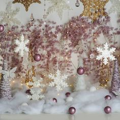 Sugar Plum Princess Christmas Prop Set Up - HSD Photography Backdrops Sugar Plum Princess, Spiral Crochet Pattern, Christmas Photography Props, Princess Photography, Princess Christmas, Photo Backdrop Christmas, Winter Onederland Party, Baby Backdrop, Winter Wonderland Birthday