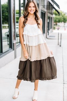 This light and flowy midi dress here for the fun! We are loving the neutral colors for fall! It's going to look so good with booties and if it gets a bit chilly you can easily throw on a denim jacket! This is the perfect midi to throw on any fall day! This midi dress features a square neckline, a colorblock print, ruffled detailing, and self tied adjustable straps.  Material has no amount of straps. Sydney is wearing the small. Ruffled Midi Dress, Flowy Midi Dress, Floral Cocktail Dress, Black Tie Dress, Long Sleeve Outerwear, Two Piece Swimwear, Midi Ruffle Dress, Fall Day, Friend Outfits