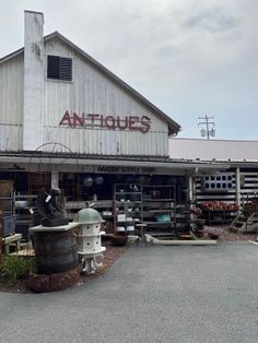 an old building with antiques on the outside