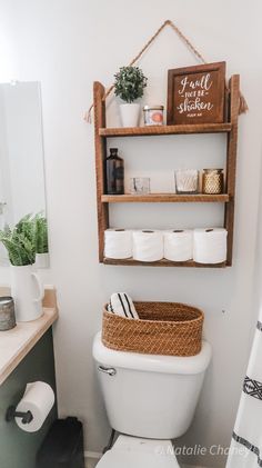 Apartment Decorating Living, College House, Apartment Decorating On A Budget, First Apartment Decorating, Apartment Makeover, College Apartment Decor, Future Apartment Decor, Small Bathroom Ideas On A Budget, Bathroom Decor Apartment