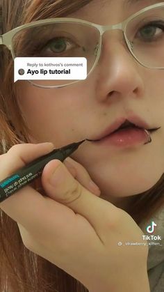 Cat Uwu Eye Makeup, Alt Art Style Drawing Tutorial Eyes, Cat Lips Makeup, Alhaitham Pfp Aesthetic, Star Lipstick Tutorial, Cosplay Makeup Eyes, Therian Diy Ideas, Therian Eyes Ideas, Therian Aesthetic Outfit