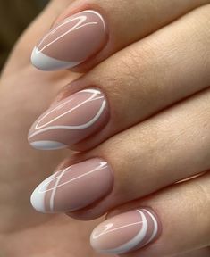 Line Nail Designs, Lines On Nails, Her Nails, Casual Nails, Classy Acrylic Nails, Cute Gel Nails, Short Acrylic Nails Designs, Classy Nails