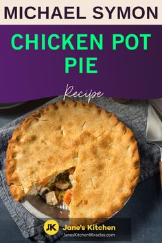 Chicken Pot Pie in a serving dish Pioneer Woman Chicken Pot Pie, Michael Symon Recipes, Recipe Chicken Salad, Meal With Chicken, Dinners With Chicken, Pie Chicken, Easy Chicken Pot Pie Recipe, Healthy Food Easy, Best Chicken Pot Pie