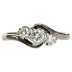 three stone diamond ring in 18ct gold and white gold - product images & pics