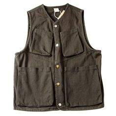 This item is for one waistcoat. Please note this is in Asian sizing, smaller than western size e.g. UK, US, AU. Please check the measurements carefully before making a purchase. If you are not sure which size to buy, please provide height and weight, we will recommend a suitable size. Please allow 1-3cm discrepancy due to different measurement method. Due to monitor setting and photo shooting light,there may be slight color difference between the picture and the actual item. Thank you for your u Vest Men Outfit, Wicked Fashion, Vest Ideas, Vintage Leather Vest, Men Waistcoat, Pocket Vest, Fishing Vest, Jacket Outdoor, Leather Jacket Style