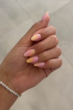 Rounded Acrylic Nails, Hawaii Nails, Wow Nails, Girly Acrylic Nails, Vibrant Nails, Vacation Nails, Oval Nails, Nails Desing