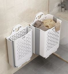 Space Saving Foldable Design：Foldable laundry basket organizer can be stored in the narrow space between the washing machine and the wall ,or hung on the wall,or stored in drawers and closet.Extra Large Capacity：Dirty clothes hampers for laundry has a large capacity.The large size clothes basket laundry is able to hold up to 25 summer shirts(50 underwear), and the medium size plastic laundry basket is able to hold up to 13 summer shirts(25 underw Hanging Laundry Basket, Laundry Basket Organizer, Hanging Laundry, Basket Laundry, Clothes Hamper, Basket Organizer, Clothes Basket, Organize Drawers