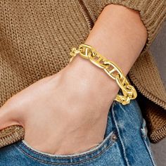 Lustrous high-polish anchor links entwine elegantly in this chic women's bracelet. 14K Yellow Gold High-polish detail The 8.5-inch bracelet secures with a toggle clasp. Modern Gold Clasp Link Chain Bracelet, Modern Link Chain Bracelet With Gold Clasp, Gold Clasp Link Bracelets, Elegant Chain Link Bracelet With Gold Clasp, Elegant Chain Bracelet With Gold Clasp, Elegant Chain Link Gold Bracelet With Gold Clasp, Elegant Gold Chain Link Bracelet With Gold Clasp, Womens Ankle Bracelets, Cross Necklace Women