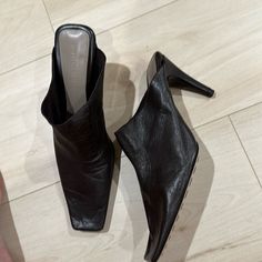 Never Worn Size 39 Open To Offers :) Formal Mules With 4-inch Heel And Square Toe, Formal Square Toe Mules With 4-inch Heel, Bottega Veneta Heels, Bottega Veneta Shoes, Bottega Veneta, Shoes Women Heels, Shoes Heels, Women Shoes, Heels