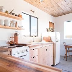 the kitchen is clean and ready for us to use in the day or night time