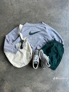 Weird Outfits, Lazy Fits, Summer Workout Outfits, Trendy Boy Outfits, Fasion Outfits, Bear Outfits, Vintage Outfit, Causal Outfits