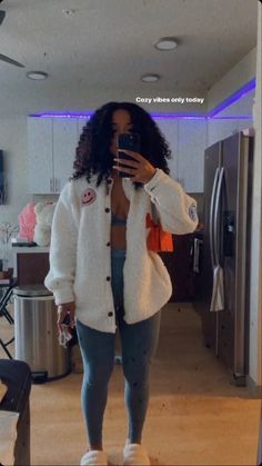 Cute Simple Birthday Outfits Winter, Comfy Around The House Outfits, Black Girls Cozy Outfits, Baddie Cozy Outfits, Sleepover With Boyfriend Outfit, Classy Summer Dress Outfits, Relaxed Outfits Black Women, Movies Date Outfit Black Woman, Cozy Fits Black Women