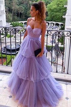 Tiered Dress Formal, Gaun Tulle, Winter Formal Dresses, Spaghetti Strap Prom Dress, Prom Dresses Sleeveless, Tulle Ball Gown, Prom Dresses Vintage, Long Prom Dresses, Prom Dresses Online