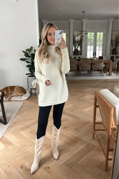 Cream Boots Outfit, White Western Boots Outfit, Cowboy Boots Outfit Fall, Cowboy Boots Outfit Winter, Western Boots Outfit, Cowboy Boot Outfits, White Cowgirl Boots, White Dress Winter