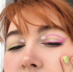 Color Eyeliner Makeup, Funky Makeup, Face Paint Makeup, Magical Makeup, Eye Makeup Designs, Edgy Makeup