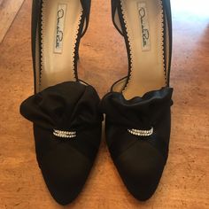 Worn Once! 4.5” Satin Black Oscar De La Renta Pumps With Delicate Crystal Detail Runs Small...I’m Typically An 8.5 Or 9 And Got These In A 9.5 Oscar De La Renta Alibi, Oscar De La Renta Embroidered Dress, Satin Pumps, Black Satin, Shoes Women Heels, Shoes Heels, Pumps, Satin, Women Shoes