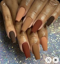 Dusky Skin Nail Art, Fall Colors For Nails Autumn, Fall Nails 2023 Matte, Fall Nails Different Color Each Nail, Autumn Nails Acrylic Short Square, Dip Powder Nails Fall 2023, Stylish Fall Nails, Fall Nails On Brown Skin, Fall Nails 2023 Color Trends Short Square