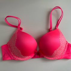 Nwot Victoria’s Secret Very Sexy Push-Up With Lace Detail Pink Low-cut Padded Bra, Low-cut Padded Pink Bra, Low-cut Pink Bra With Lined Body, Pink Low-cut Lined Bra, Pink Low-cut Bra, Low-cut Lined Pink Bra, Fitted Low-cut Pink Bra, Low-cut Pink Bra, Pink Stretch Low-cut Bra